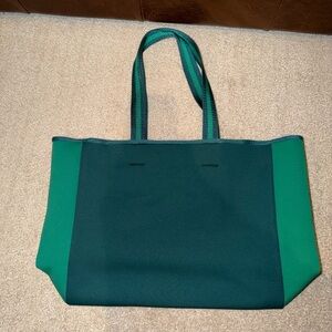Summersalt Green Contrast Neoprene Beach Tote Bag